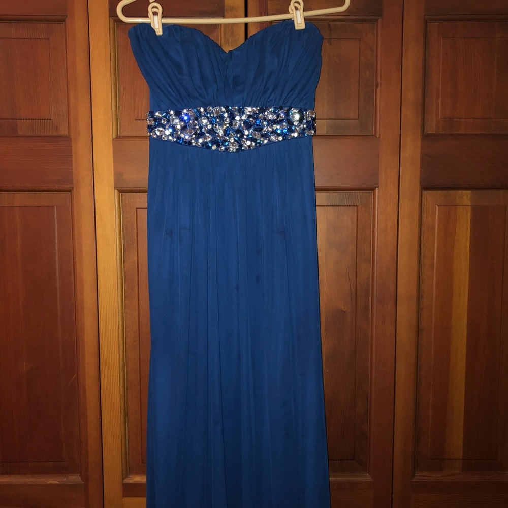 Full length prom/ homecoming dress